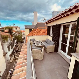 Living Apartamento Funchal (Madeira)